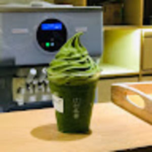 Meet your Posher, Hilda